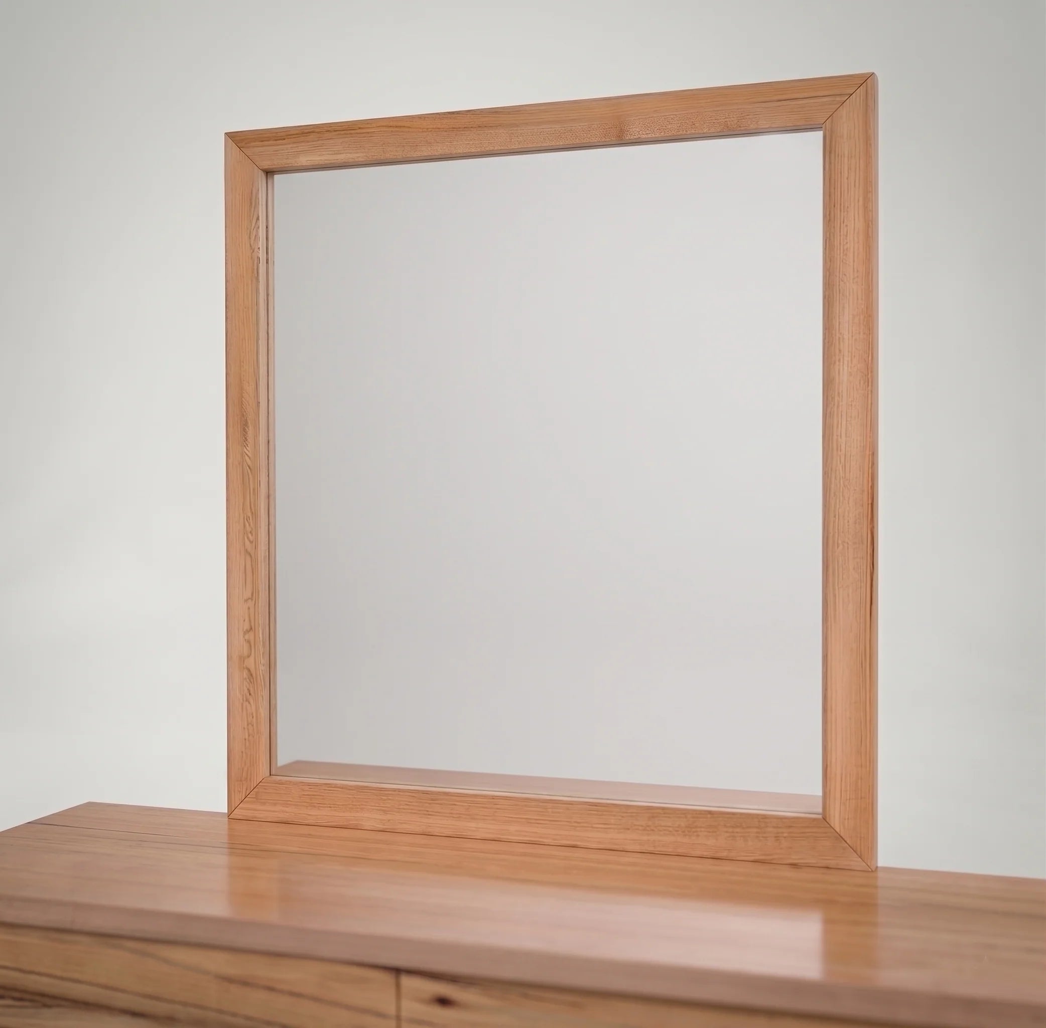 Akubra Dresser with Mirror