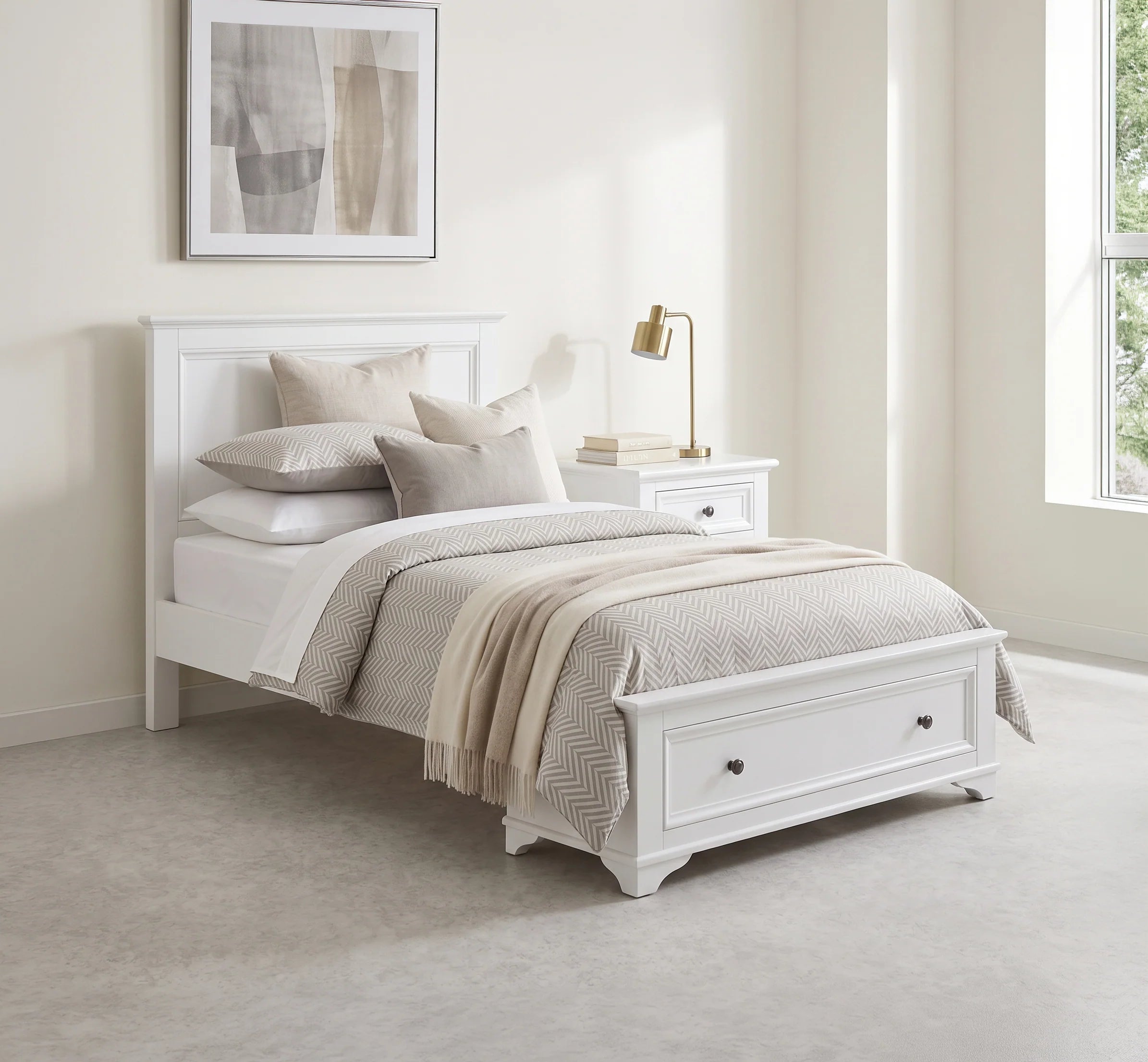 Deluxe Bed with Drawer