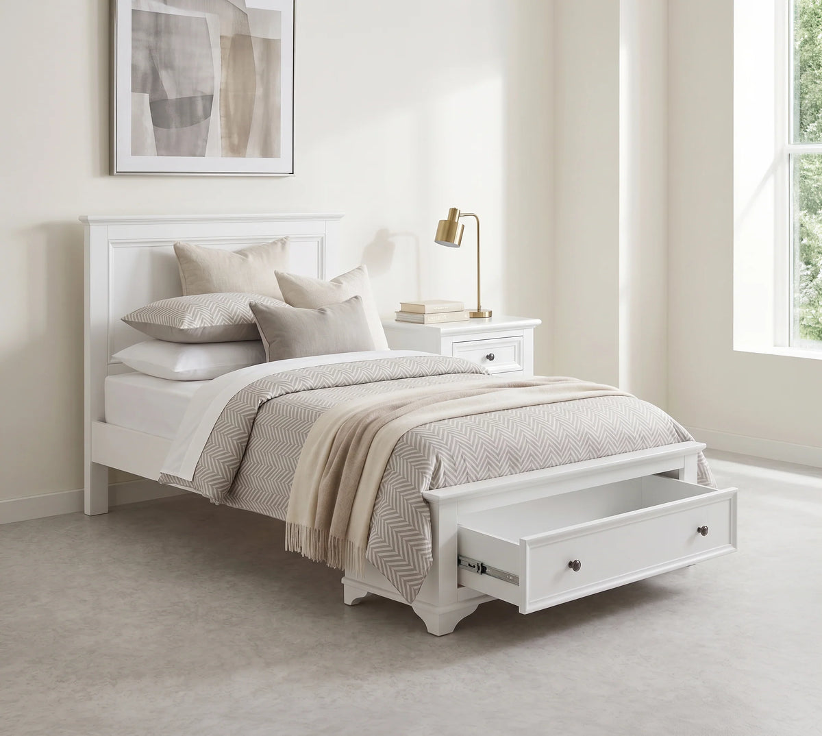 Deluxe Bed with Drawer