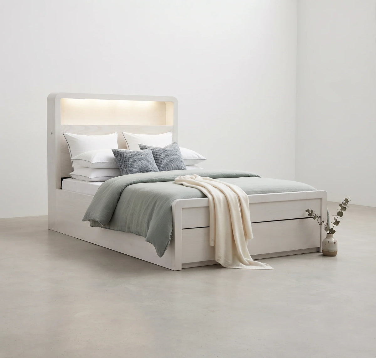 Mosman Bed Bookend Gas Lift